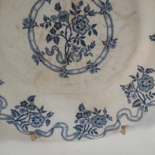 1 assiette plate en porcelaine opaque de Gien, modèle Osborne