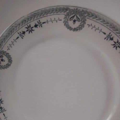 1 assiette plate, terre de fer, Digoin, modèle Soult