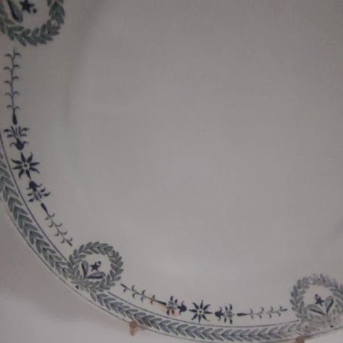 1 assiette plate, terre de fer, Digoin, modèle Soult