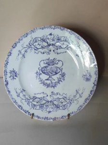 1 Flat plate, Terre de Fer HB Choisy-le-Roi