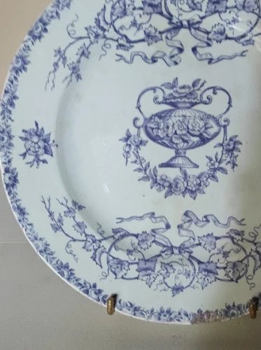 1 Assiette plate, Terre de Fer HB Choisy-le-Roi