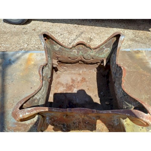 1 Jardinière en Fonte 1900 de Charleville - Mézières Style Rocaille