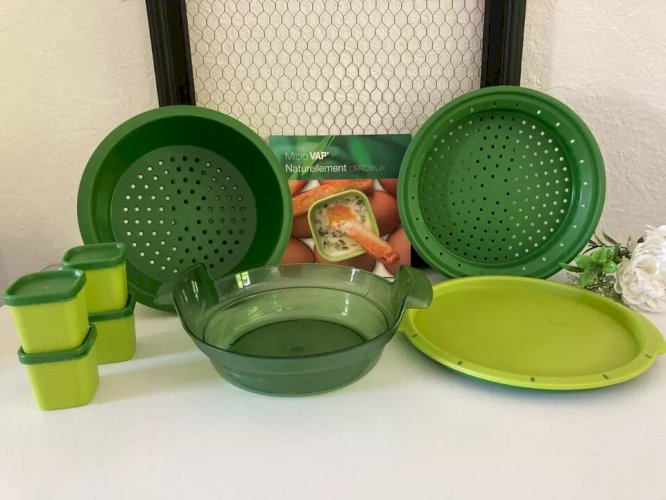 1 ⚜️ Micro Vap' Cuiseur Vapeur Micro-Onde Tupperware + 4 Ramequins Vert