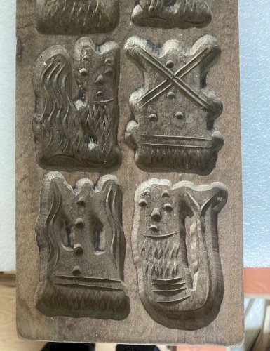 1 plaque en bois creusée moule à biscuits speculoos art populaire déco  vintage