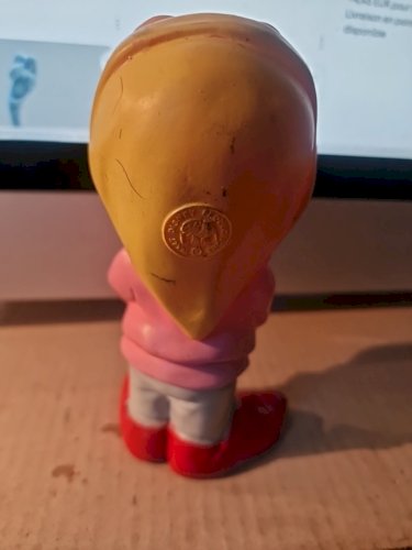1 pouêt  Disney Dormeur Ledra 15 Cm
