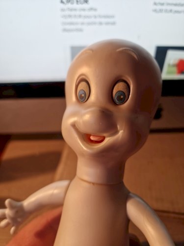 1 pouêt  OU AUTRE CASPER  25 cm