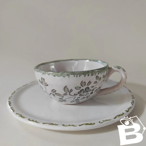 1 Tasse à café en faïence de Moustiers Aulagnot Baratta