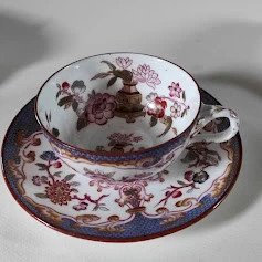 1 tasse en porcelaine fine de Sarreguemines décor Minton N°247