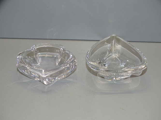 -1 VIDE POCHE CRISTAL DAUM et 1 CENDRIER CRISTAL DAUM COLLECTION VITRINE DECO  D