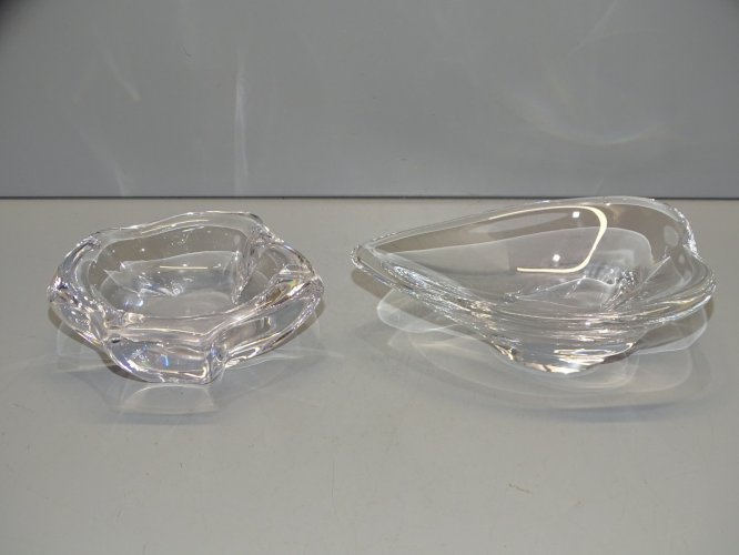 -1 VIDE POCHE CRISTAL DAUM et 1 CENDRIER CRISTAL DAUM COLLECTION VITRINE DECO  D