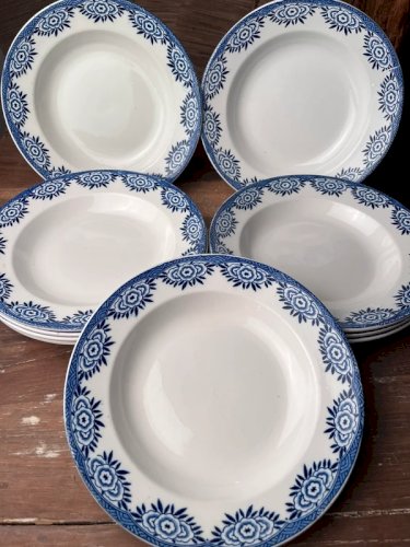 10 assiettes creuses Sarreguemines Digoin modèle Capri