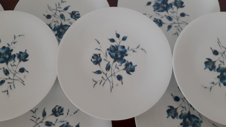 10 assiettes dessert bleu et or