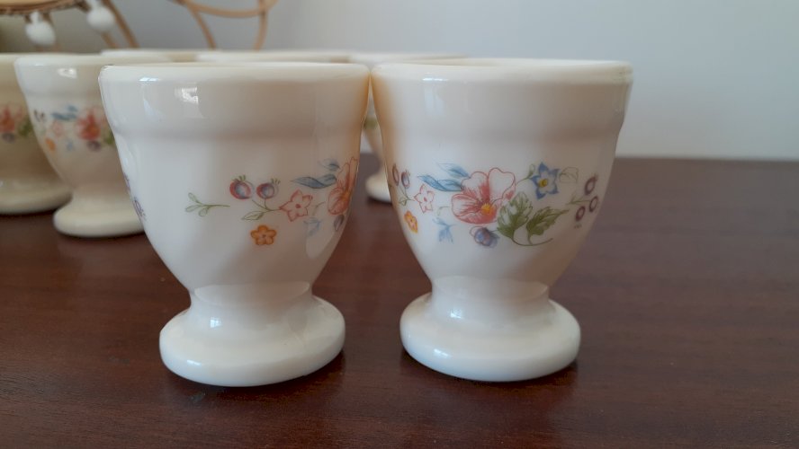 10 coquetiers porcelaine