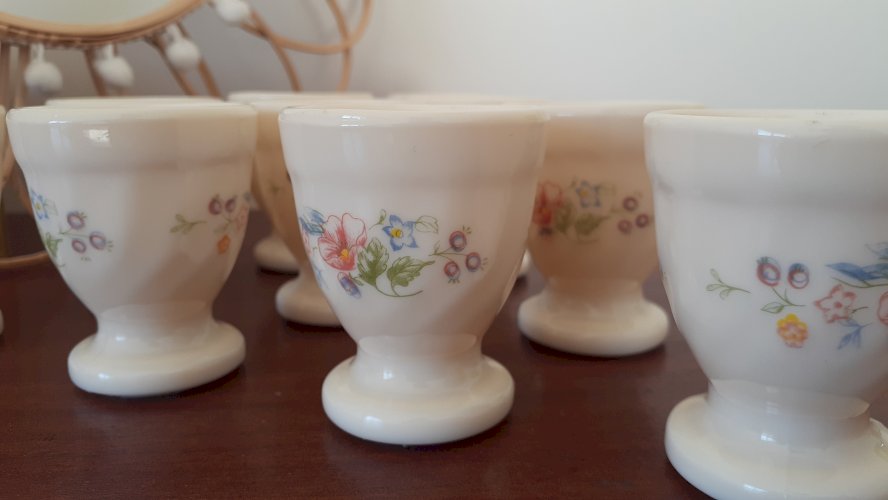 10 coquetiers porcelaine