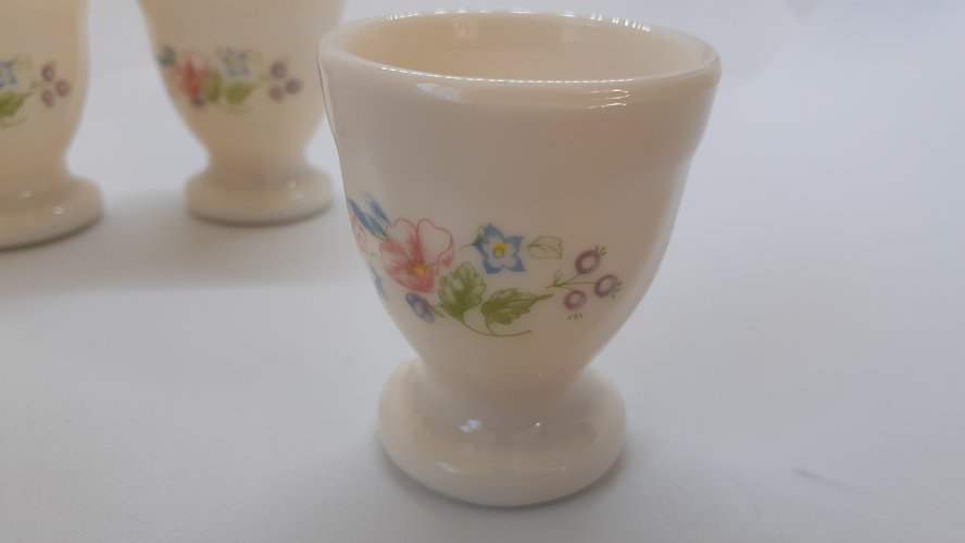 10 coquetiers porcelaine