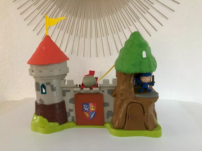 10⚜️ Jouet Mike le Chevalier Le Château de Valdragon Fisher Price Effet Sonores