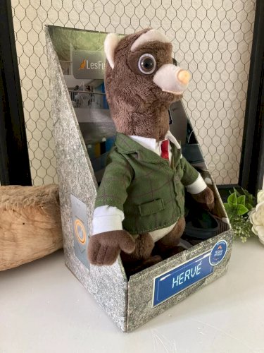 10⚜️ Peluche Doudou Les Furets. Com Peluche Publicitaire Hervé Hauteur 26 Cm