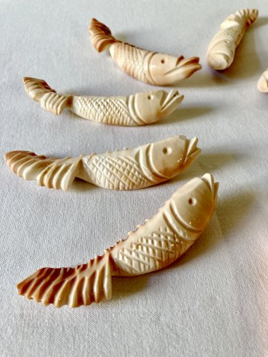 10 porte-couteaux en forme de poisson