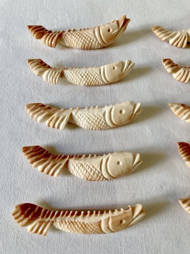 10 porte-couteaux en forme de poisson