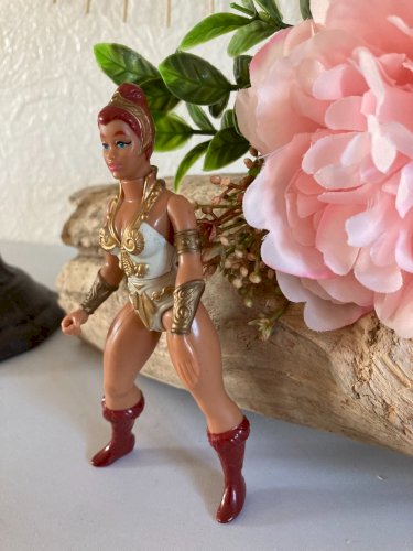 1024⚜️ Ancienne Figurine Les Maîtres De L'Univers Teela Mattel Hauteur 14 Cm