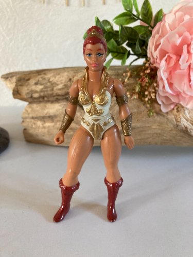 1024⚜️ Ancienne Figurine Les Maîtres De L'Univers Teela Mattel Hauteur 14 Cm