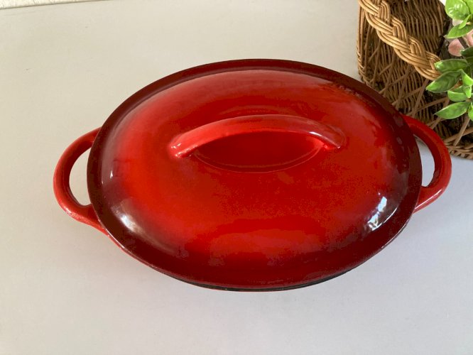 1024⚜️ Ancienne Marmite, Cocotte, Faitout en Fonte émaillée Ernesto Long 30 Cm