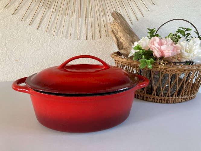 1024⚜️ Ancienne Marmite, Cocotte, Faitout en Fonte émaillée Ernesto Long 30 Cm