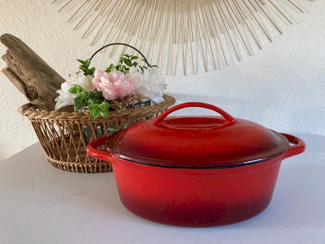 1024⚜️ Ancienne Marmite, Cocotte, Faitout en Fonte émaillée Ernesto Long 30 Cm