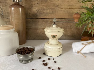 1025 ⚜️ Vintage Peugeot Frères Coffee Mill Collection Made In France