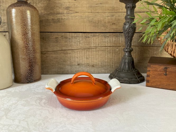 1025⚜️ Ancien Plat à Gratin Rond Orange Vintage Diamètre 13 Cm Style Le Creuset