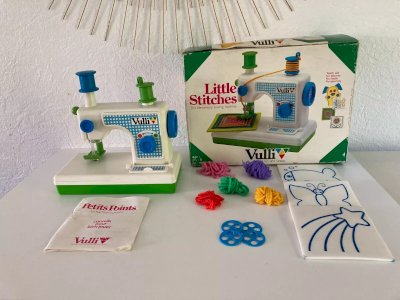 10⚜Vintage Vulli Handheld Stitching Machine for Small Stitches, Battery-Free, & Needle