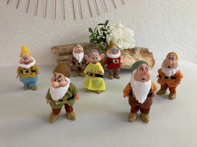 1124⚜️ Lot de 7 Figurines Blanche Neige Et Les Sept Nains Simba Disney H 11 Cm