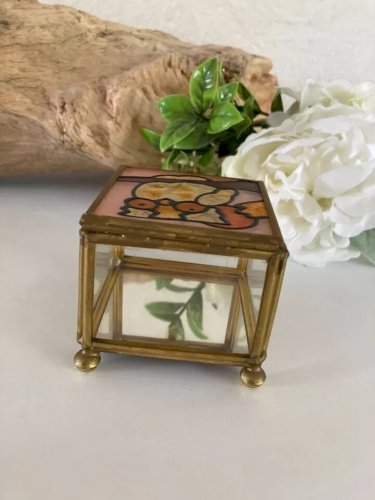 12⚜️ Ancien Coffret Forme Carrée. Boite à Bijoux en Laiton et en Verre Vintage
