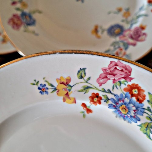 12 assiettes à dessert en porcelaine M8S France, décor floral