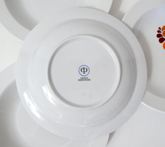 12 assiettes creuses en porcelaine de Saxe vintage GDR Colditz .