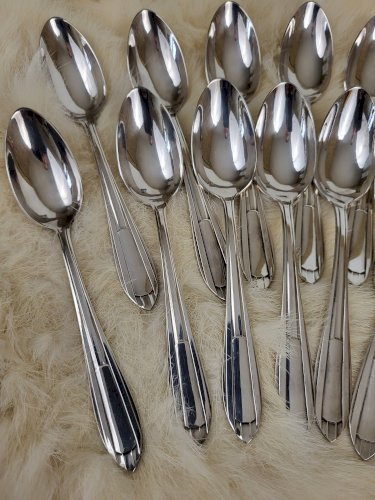 12 cuillères à café en métal argenté Art déco