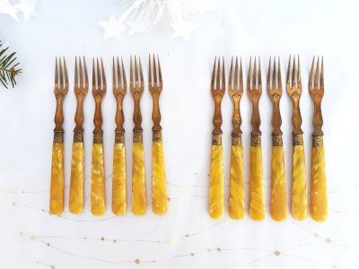 12 fourchettes à crustacés anciennes 1910