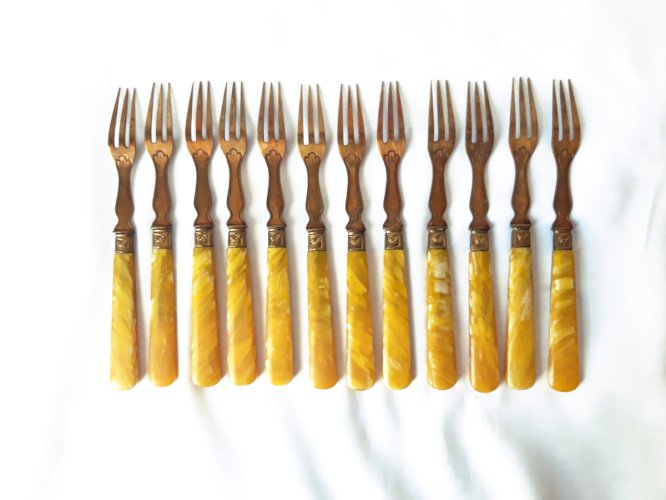 12 fourchettes à crustacés anciennes 1910