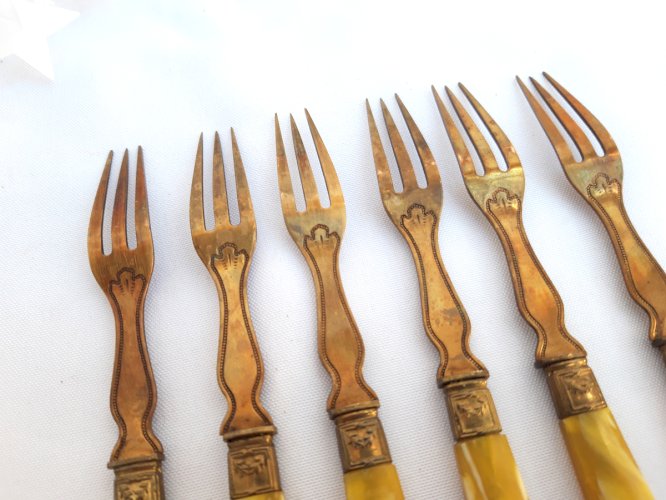 12 fourchettes à crustacés anciennes 1910