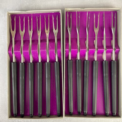 12 fourchettes pique à fondue noires SPRING (made in Switzerland) vintage