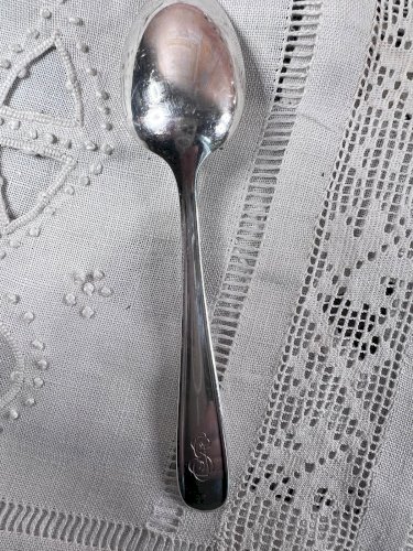 12 petites cuillères Christofle métal argenté monogrammées 13,2 cm