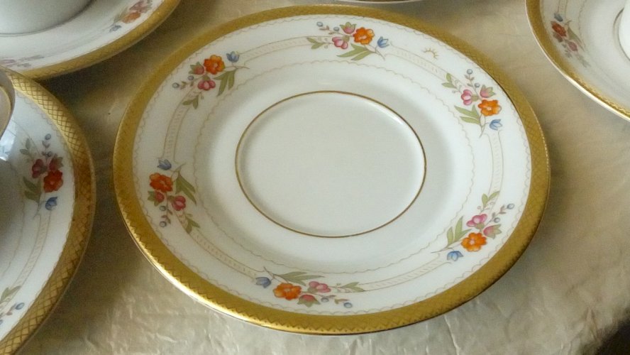 12 TASSES LITRON A CAFE  SUCRIER  PORCELAINE DE BAVIERE WINTERLING GERMANY **