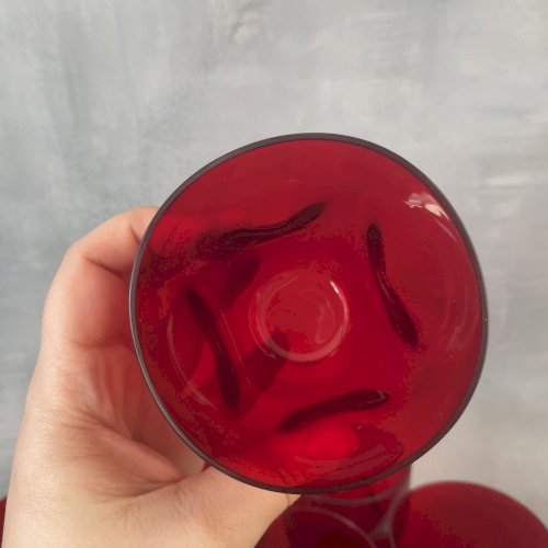 12 verres à eau gobelet rouge pincé , Imperial Pinch Ruby Red Russel Wright ?