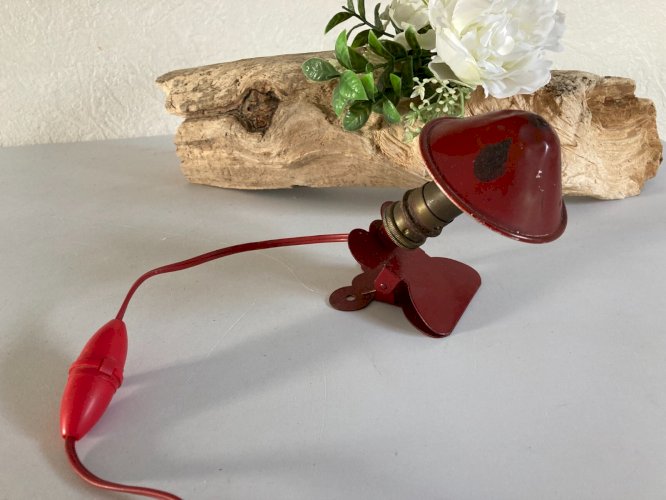 1224⚜️ Ancienne Petite Lampe à Pince Champignon Baladeuse Veilleuse Métal Rouge