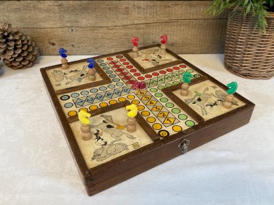 1225⚜️ Ancienne Malette de Jeu en Bois Plusieurs Jeux de Société Complet Vintage
