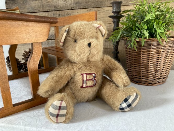 1225⚜️ Peluche Doudou De Collection Ours Burberry Inter Parfums Hauteur 22 Cm