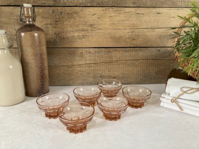 126⚜️ 6 Antique Small Rosaline Art Deco Glass Bowls Pink Diameter 8.5 Cm