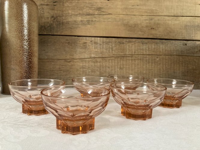 126⚜️ 6 Anciennes Petites Coupelles Rosaline Art Déco en Verre Rose Diam 8,5 Cm