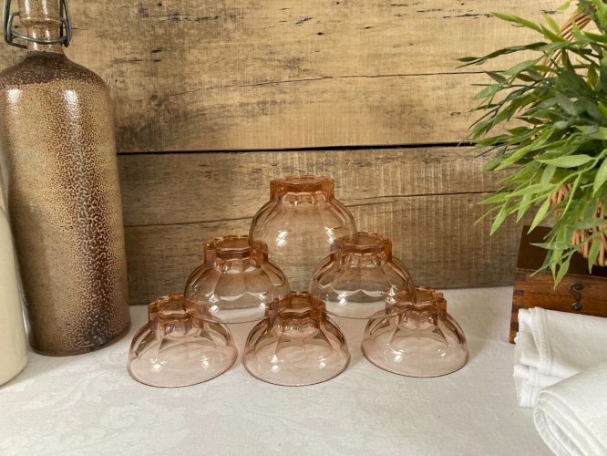 126⚜️ 6 Anciennes Petites Coupelles Rosaline Art Déco en Verre Rose Diam 8,5 Cm