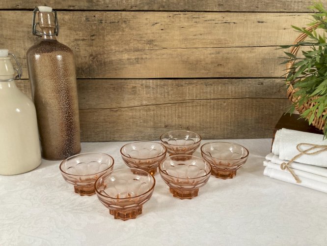 126⚜️ 6 Anciennes Petites Coupelles Rosaline Art Déco en Verre Rose Diam 8,5 Cm